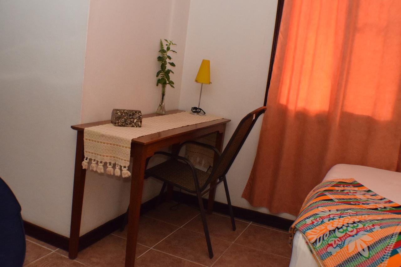 Martha'S Guesthouse San Ignacio Zimmer foto