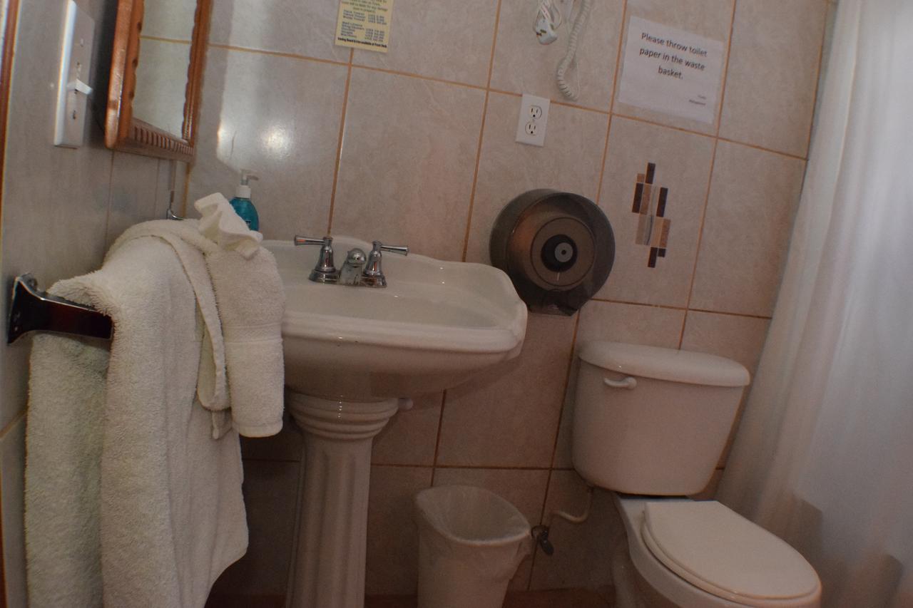 Martha'S Guesthouse San Ignacio Zimmer foto
