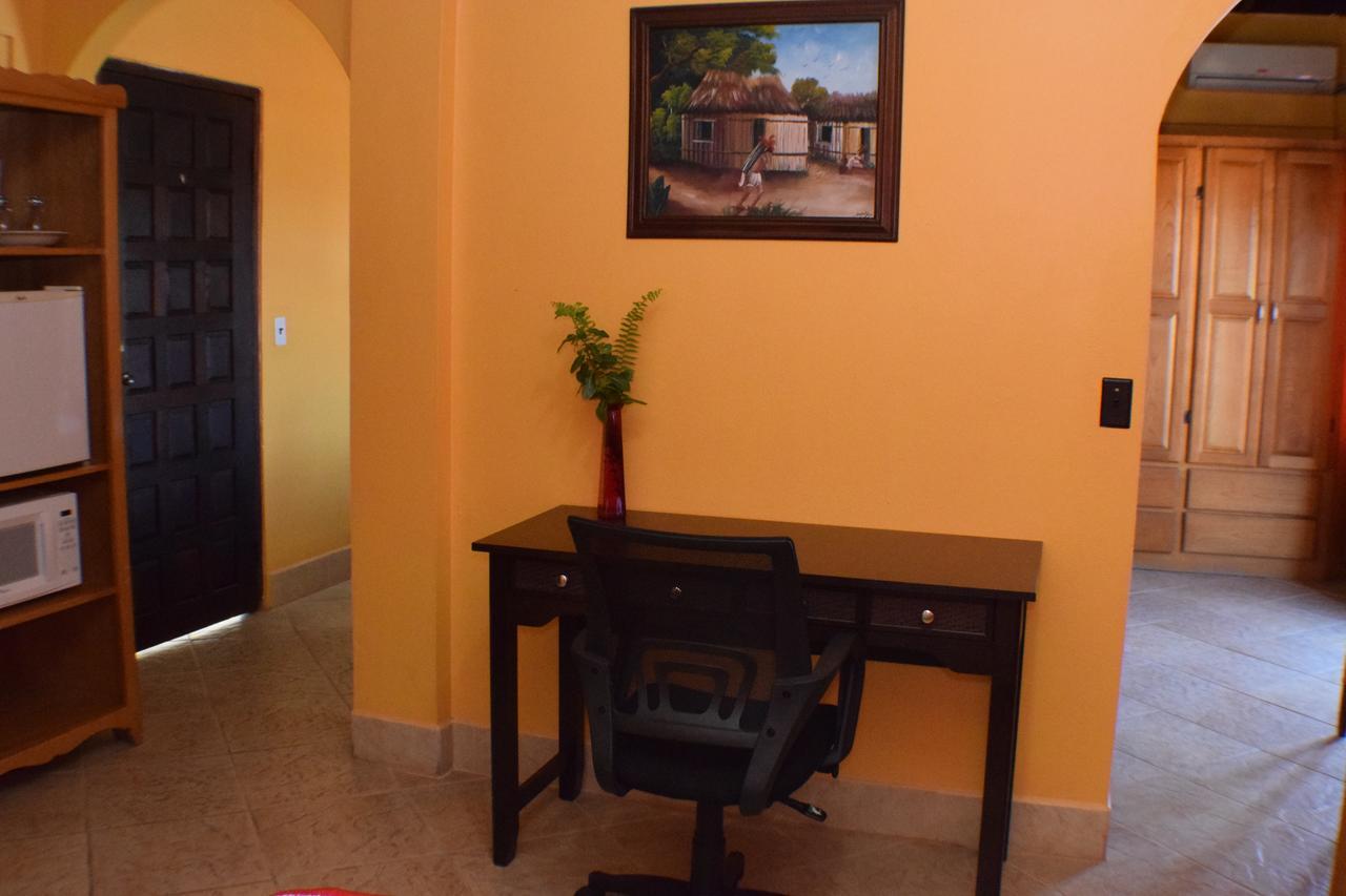 Martha'S Guesthouse San Ignacio Zimmer foto