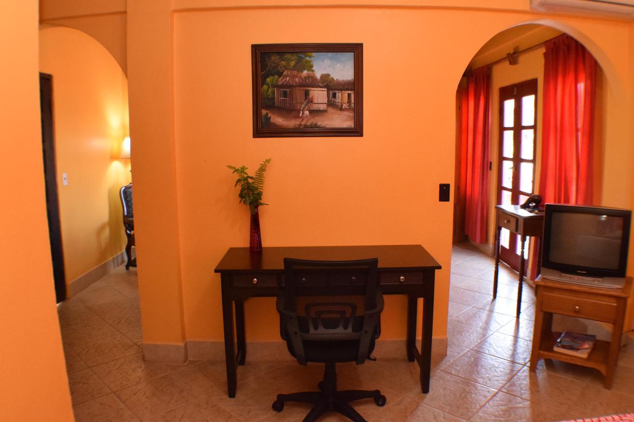 Martha'S Guesthouse San Ignacio Zimmer foto